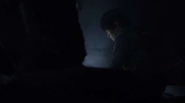The Earth Kills Season One Episode Three-2402
