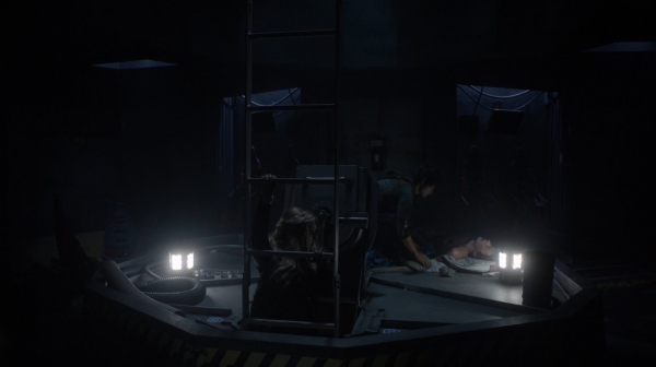 The Earth Kills Season One Episode Three-2395
