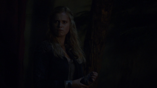 The Earth Kills Season One Episode Three-2384
