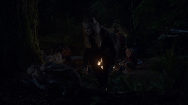 The Earth Kills Season One Episode Three-2373
