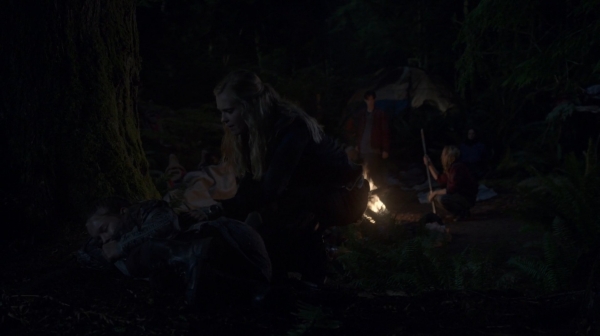 The Earth Kills Season One Episode Three-2371
