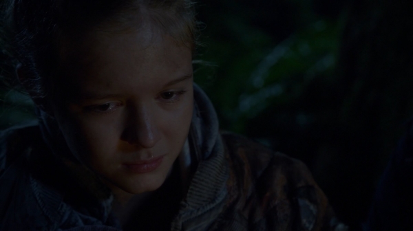 The Earth Kills Season One Episode Three-2349
