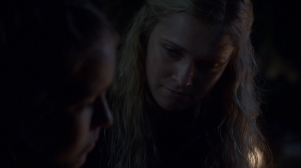 The Earth Kills Season One Episode Three-2301
