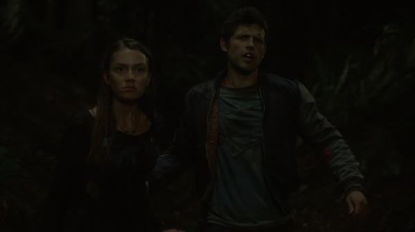 The Earth Kills Season One Episode Three-2199
