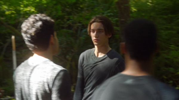The Earth Kills Season One Episode Three-2171
