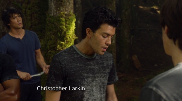 The Earth Kills Season One Episode Three-2156
