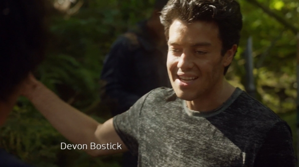The Earth Kills Season One Episode Three-2152
