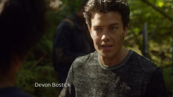 The Earth Kills Season One Episode Three-2151
