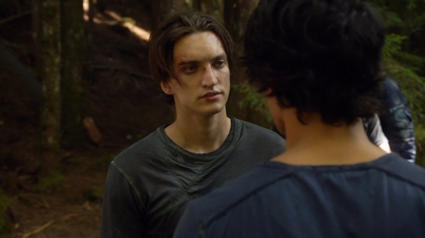 The Earth Kills Season One Episode Three-2138
