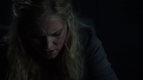 The Earth Kills Season One Episode Three-2118
