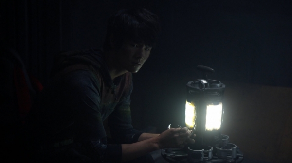 The Earth Kills Season One Episode Three-2105
