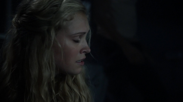 The Earth Kills Season One Episode Three-2096

