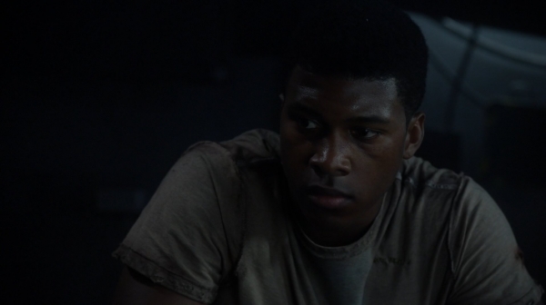 The Earth Kills Season One Episode Three-2082
