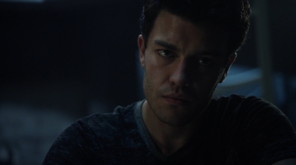 The Earth Kills Season One Episode Three-2053
