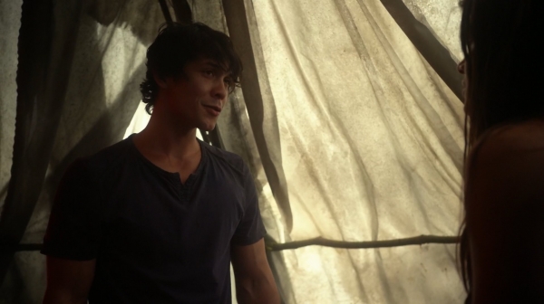 The Earth Kills Season One Episode Three-2032

