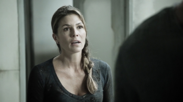 The Earth Kills Season One Episode Three-1852
