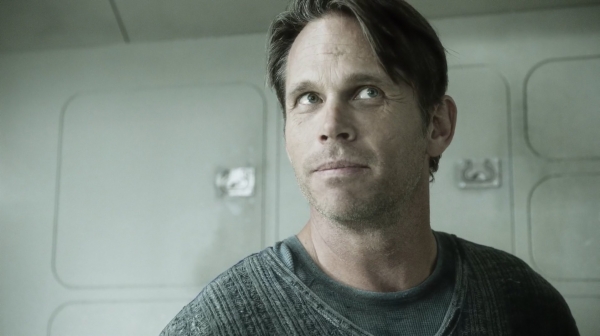 The Earth Kills Season One Episode Three-1844
