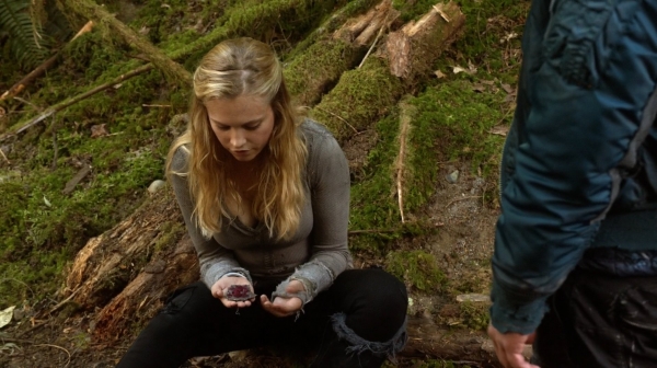 The Earth Kills Season One Episode Three-1807
