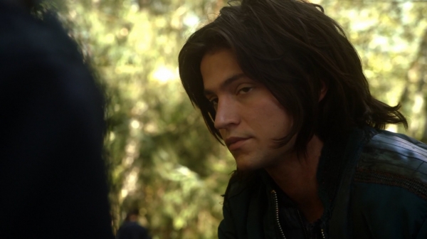 The Earth Kills Season One Episode Three-1787
