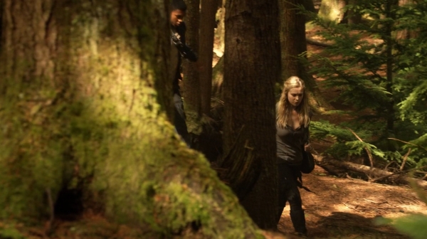 The Earth Kills Season One Episode Three-1765
