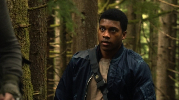 The Earth Kills Season One Episode Three-1748
