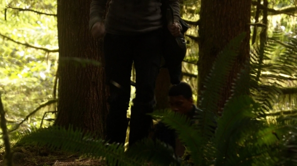 The Earth Kills Season One Episode Three-1744
