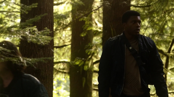The Earth Kills Season One Episode Three-1738
