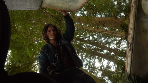 The Earth Kills Season One Episode Three-1701
