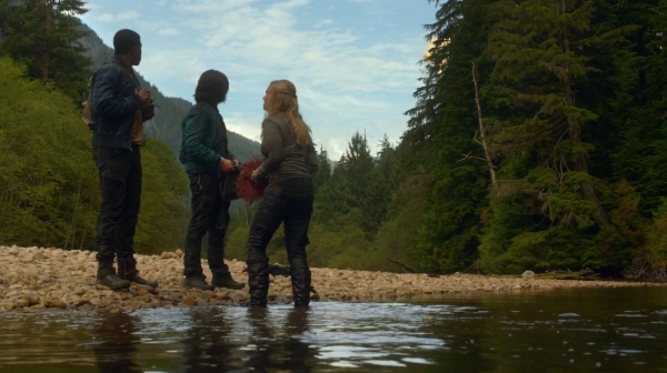 The Earth Kills Season One Episode Three-1614

