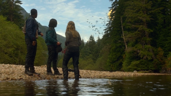 The Earth Kills Season One Episode Three-1613
