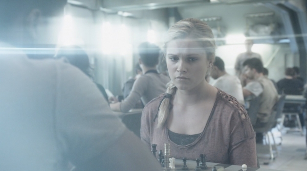 The Earth Kills Season One Episode Three-1576
