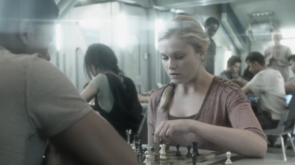 The Earth Kills Season One Episode Three-1567
