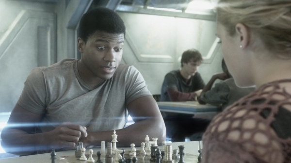 The Earth Kills Season One Episode Three-1563
