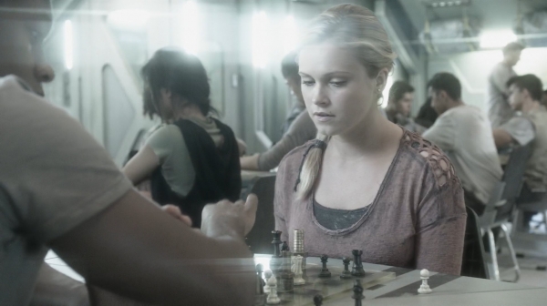 The Earth Kills Season One Episode Three-1559
