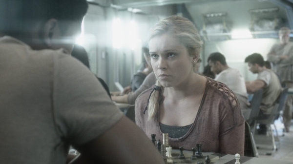 The Earth Kills Season One Episode Three-1542
