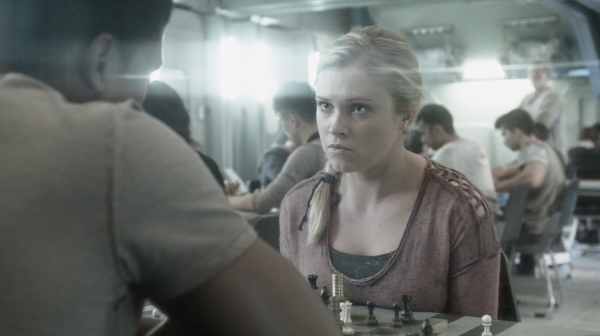 The Earth Kills Season One Episode Three-1538

