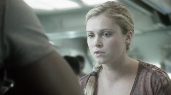 The Earth Kills Season One Episode Three-1535

