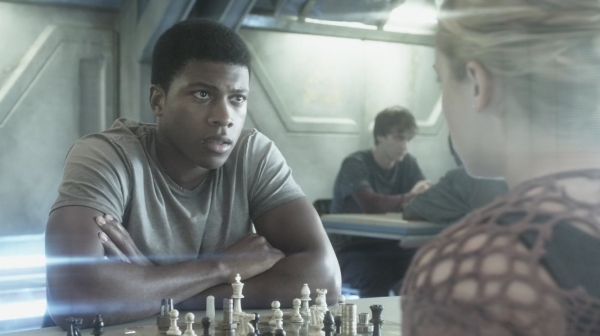 The Earth Kills Season One Episode Three-1534
