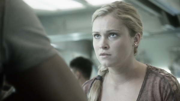The Earth Kills Season One Episode Three-1532
