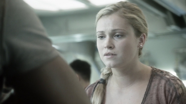 The Earth Kills Season One Episode Three-1531
