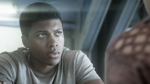 The Earth Kills Season One Episode Three-1529

