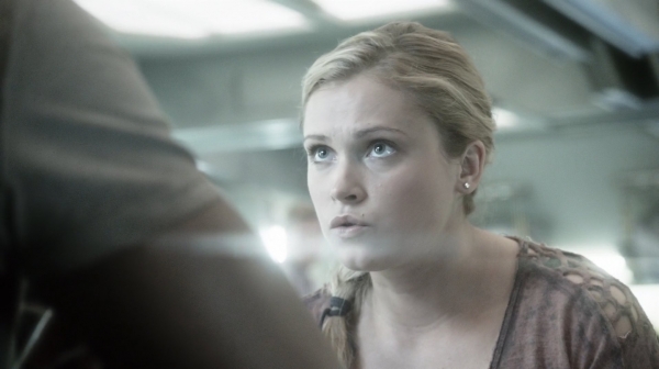 The Earth Kills Season One Episode Three-1505
