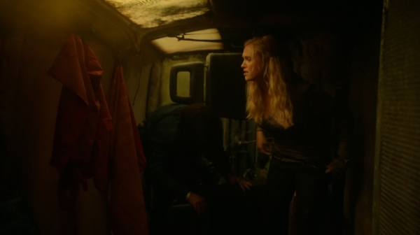 The Earth Kills Season One Episode Three-1484
