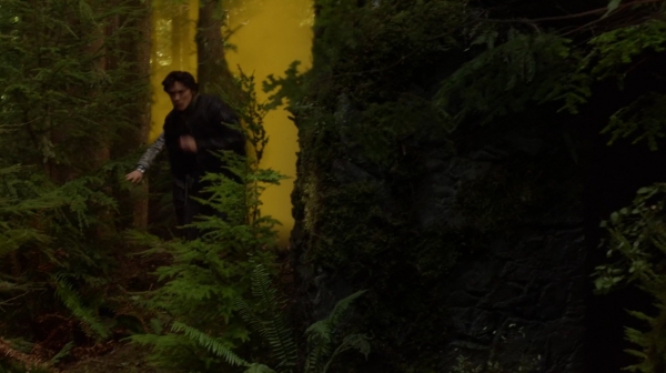 The Earth Kills Season One Episode Three-1465
