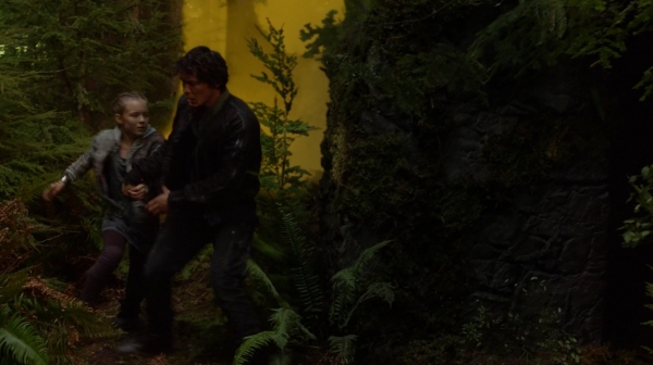 The Earth Kills Season One Episode Three-1464
