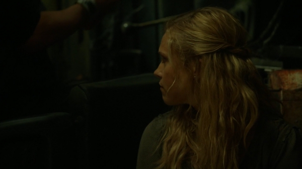 The Earth Kills Season One Episode Three-1426
