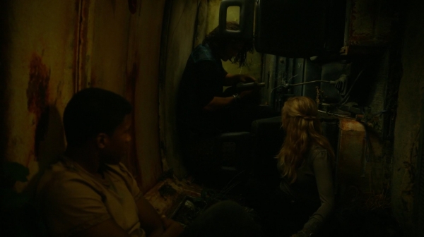 The Earth Kills Season One Episode Three-1422
