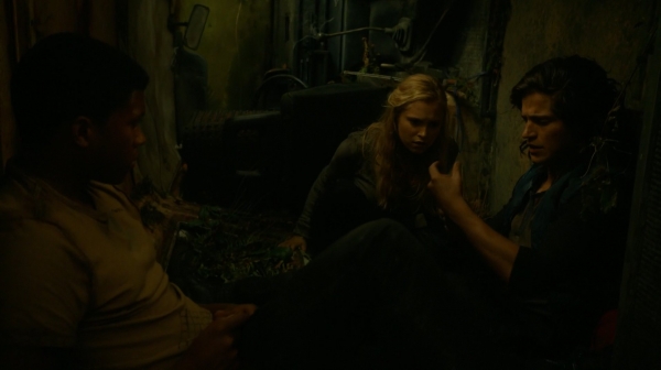 The Earth Kills Season One Episode Three-1416
