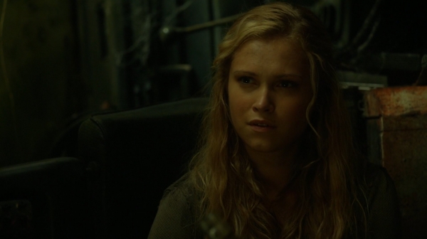 The Earth Kills Season One Episode Three-1394
