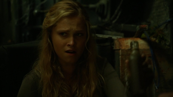 The Earth Kills Season One Episode Three-1385
